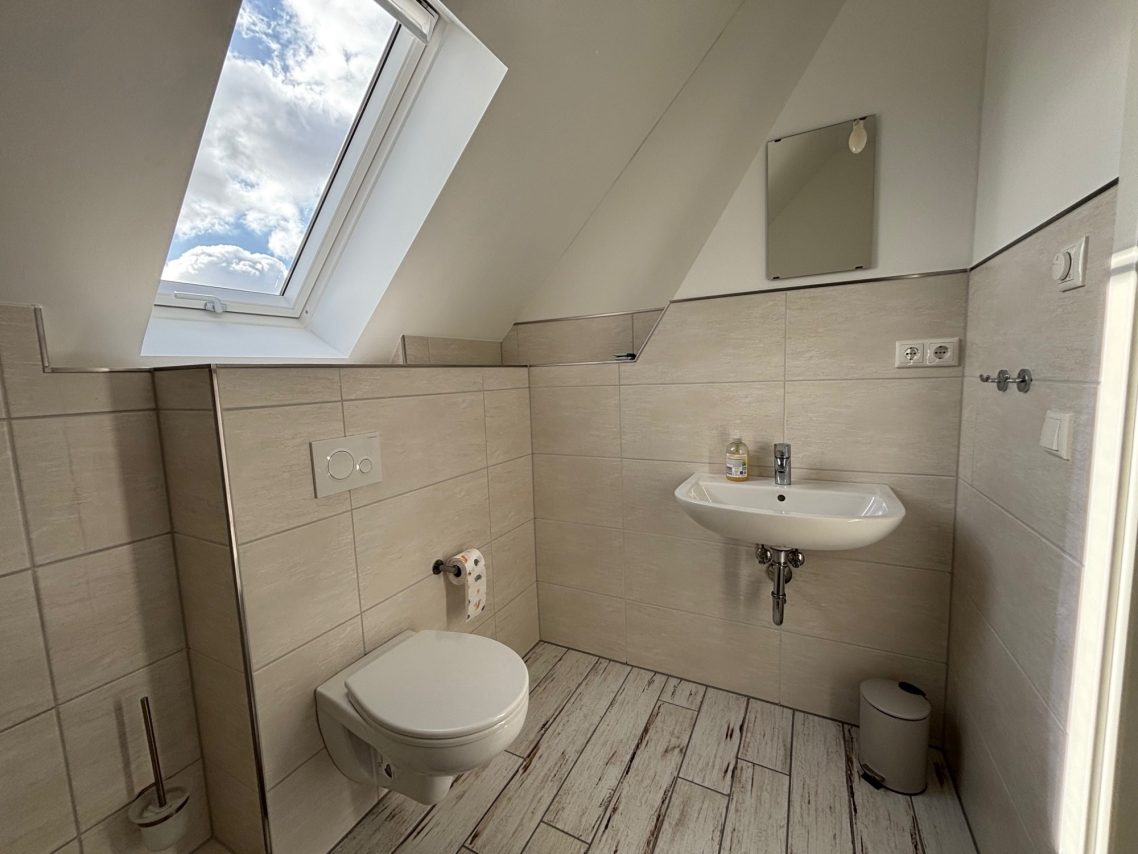 Modernes Badezimmer